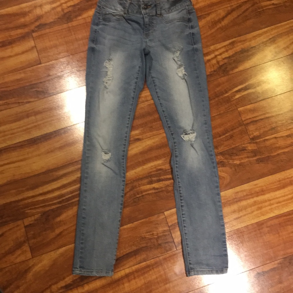 Maurices Distressed Jeggings
